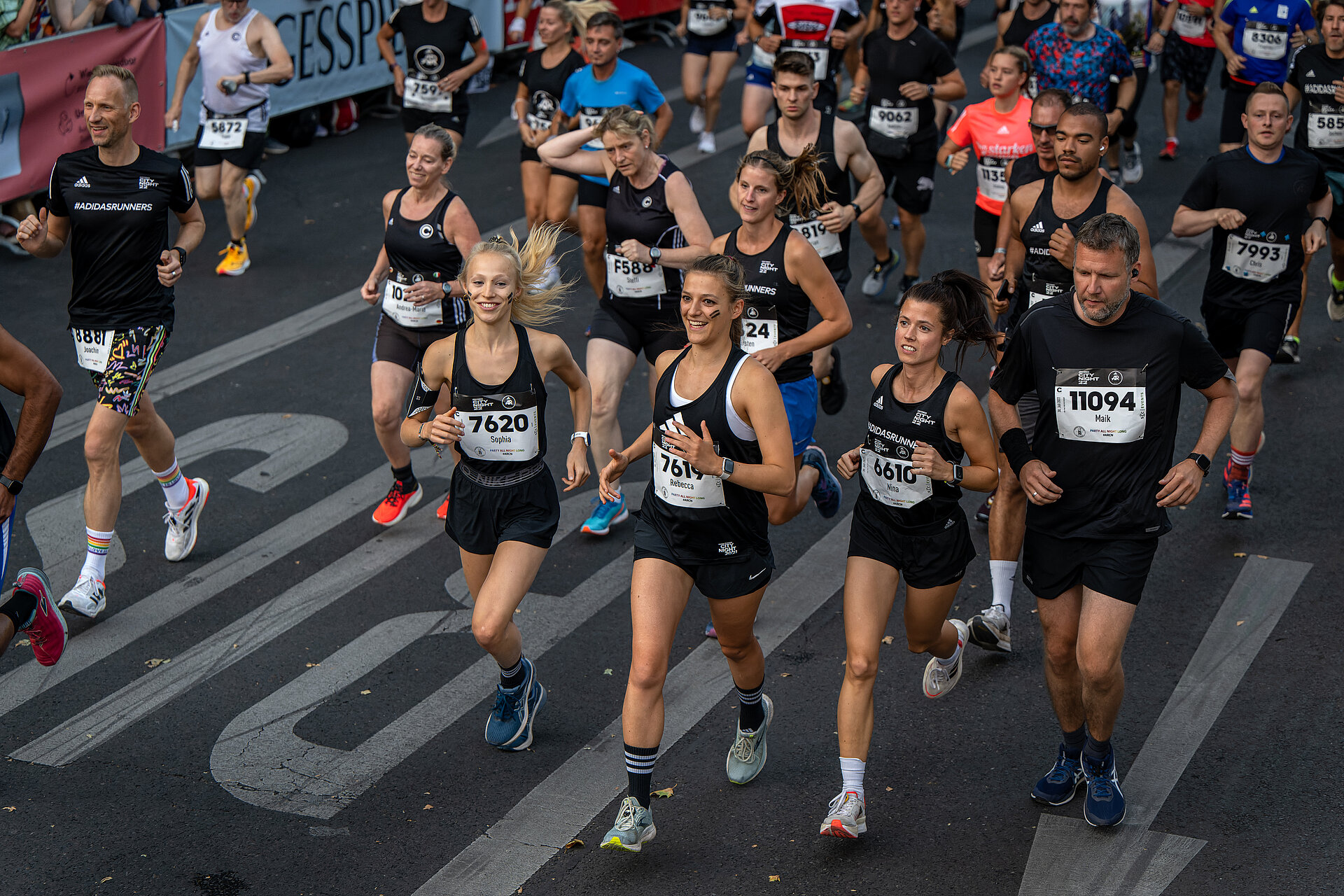 The first meters of the adidas Runners City Night © SCC EVENTS