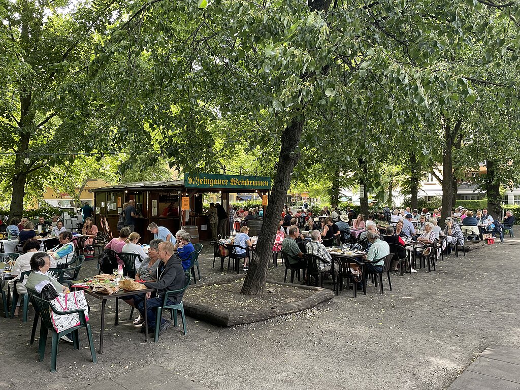 Am Rüdesheimer Platz hat Weintrinken eine lange Tradition © SCC EVENTS / Vincent-Dornbusch